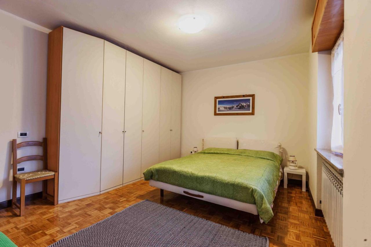 Casa Alpina - Appartamento Aosta Kültér fotó